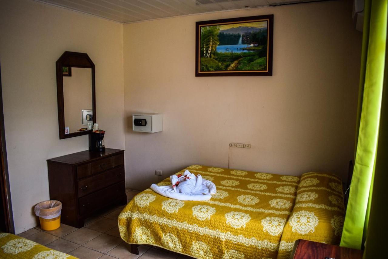 Hotel La Choza Inn ラ・フォルトゥナ エクステリア 写真